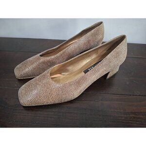 Stuart Weitzman Vintage Greige Embossed Mid Block Leather Pumps/Pre-owned,Sz.7.5